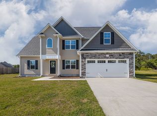 110 Sonia Dr, Hubert, NC 28539