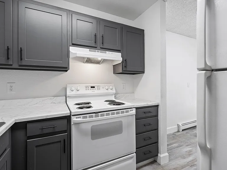 North Star Apartments - Beautiful Remodeled Apartments — Photo 25