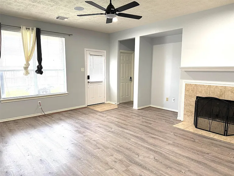 6826 Chester Oak Dr — Photo 20