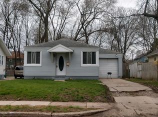 90 Maple Ter, Battle Creek, MI 49017