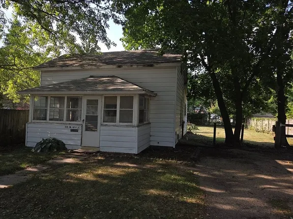 415 W Apple St, Hastings, MI 49058