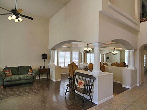4th image of 6221 Via Serena Dr