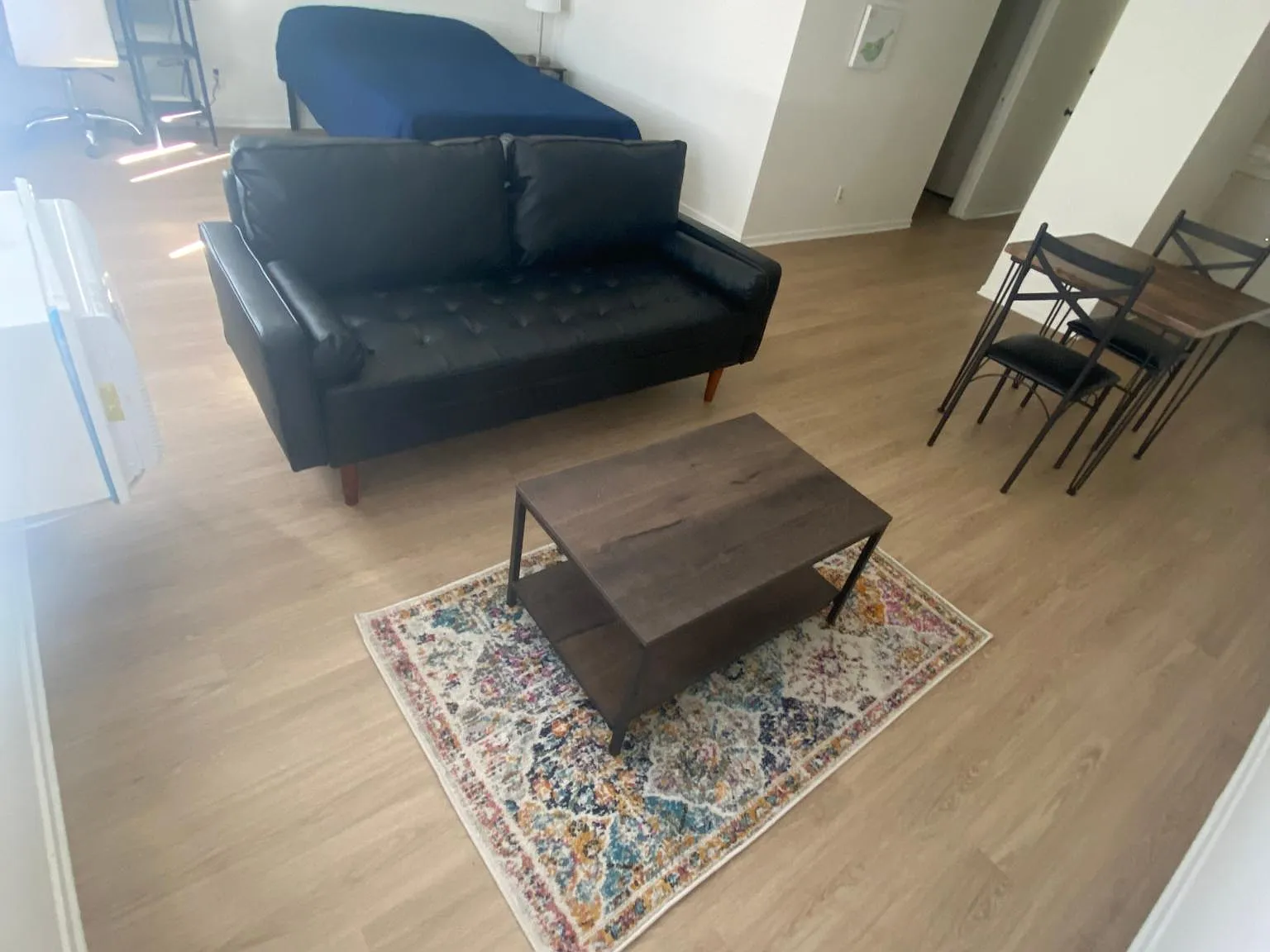 Mardigras Apartments — Photo 4