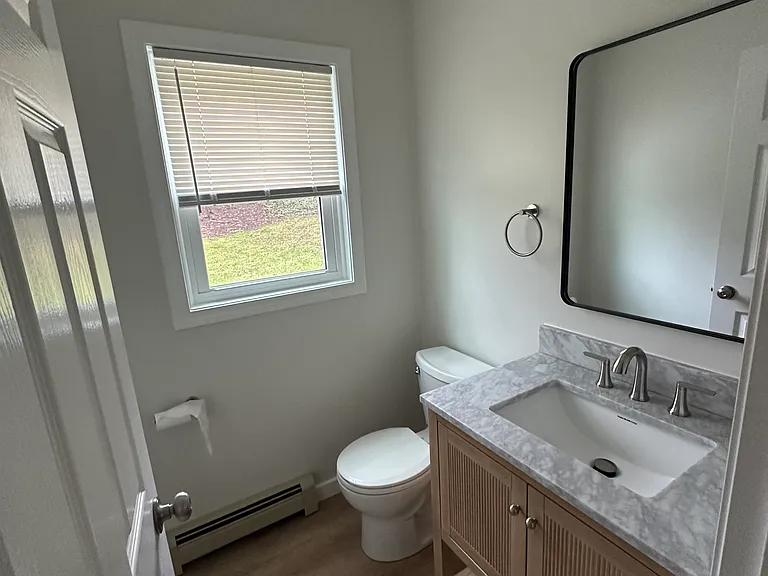 11 Bellview Rd #B — Photo 8