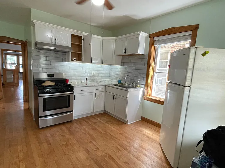 2314 N Laramie Ave #1 — Photo 4