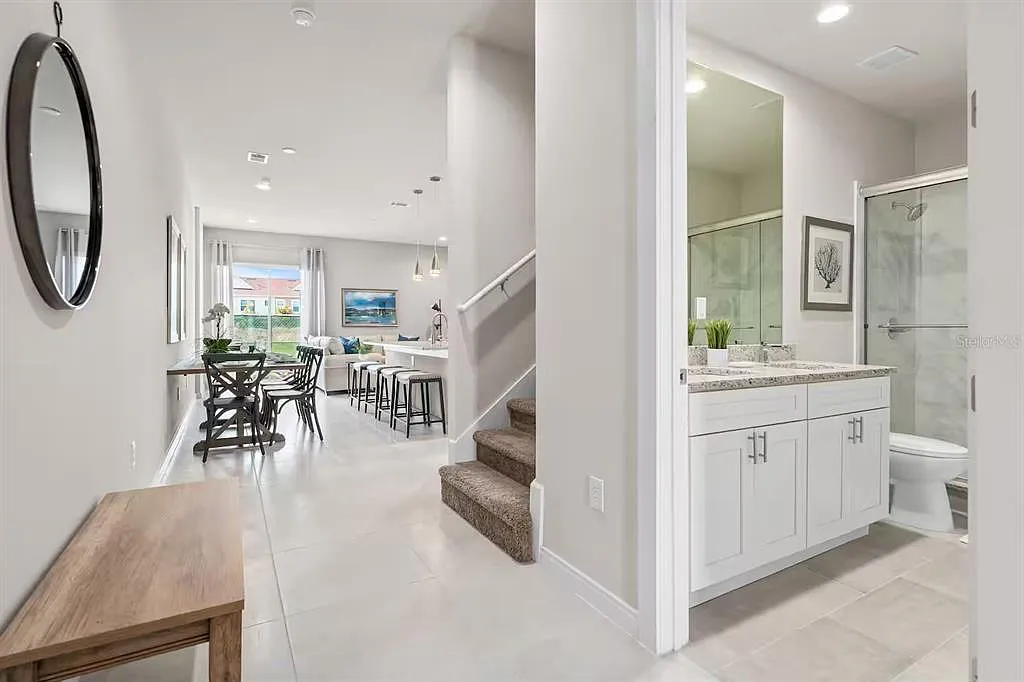 3 bed, 3.0 bath, 1530 sqft, $2,500 — Photo 3