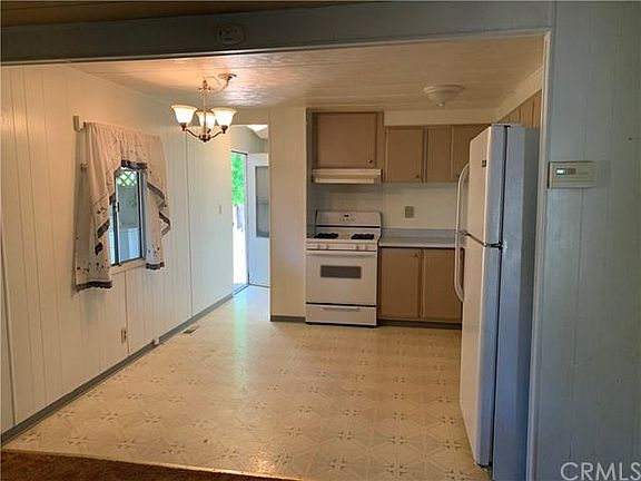 2nd image of 5935 Live Oak Dr Space 9
