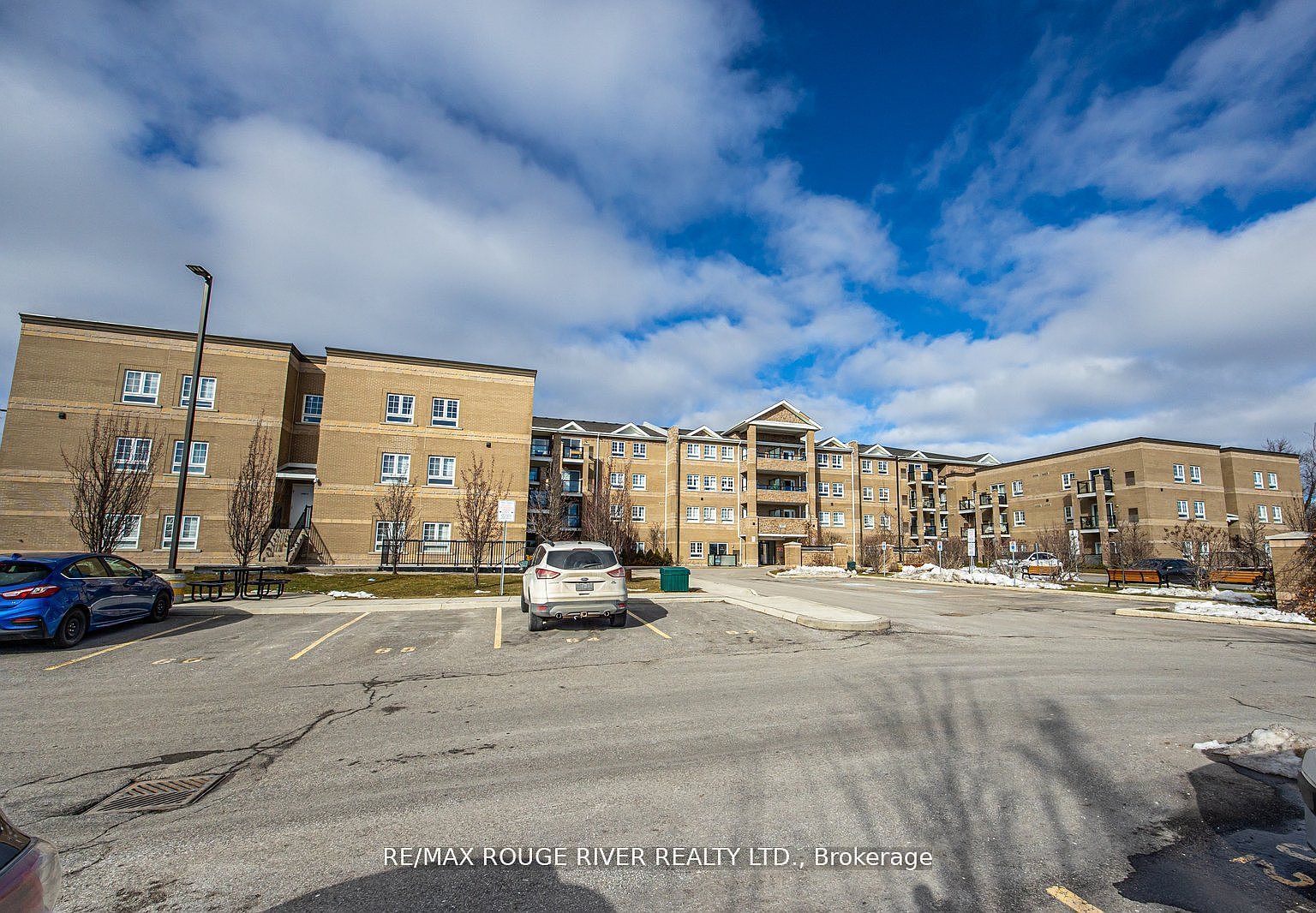 481 Rupert Ave 211, Whitchurch Stouffville, ON L4A 1Y7 MLS N8154322