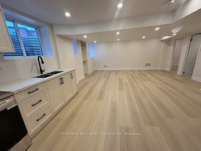 2 bed, $1,999 — Photo 4