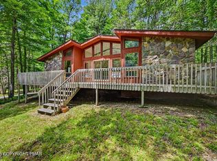 149 Cardinal Dr, Clifton Township, PA 18424