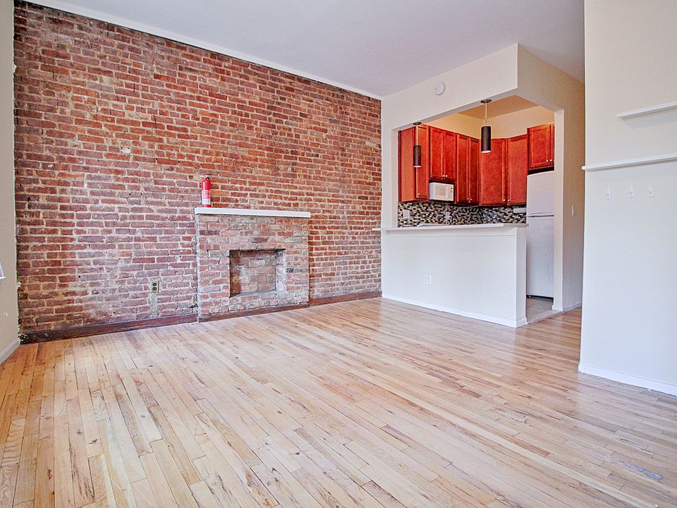 1st image of 399 E 78th St APT 4