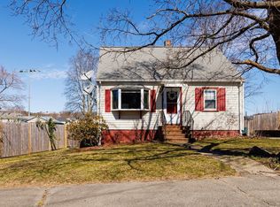 91 Gilbert St, Quincy, MA 02169