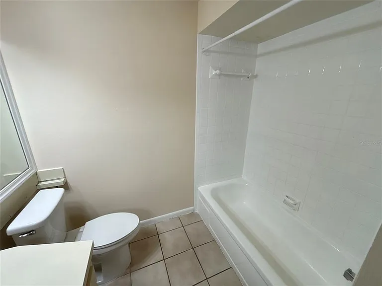 5169 Vineland Rd #B208 — Photo 17