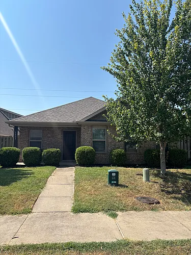 3803 SW Capstone Ave Photo 1