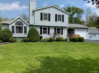 8453 Rochester Rd, Gasport, NY 14067