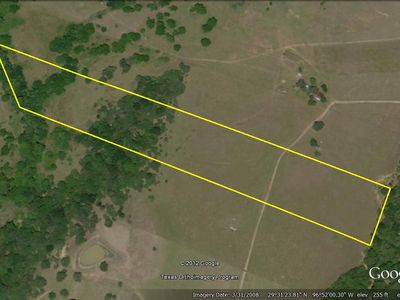 Cr 211, hallettsville, TX, 77964
