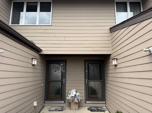 141 South Lakeshore DRIVE #E4, Racine, WI 53403