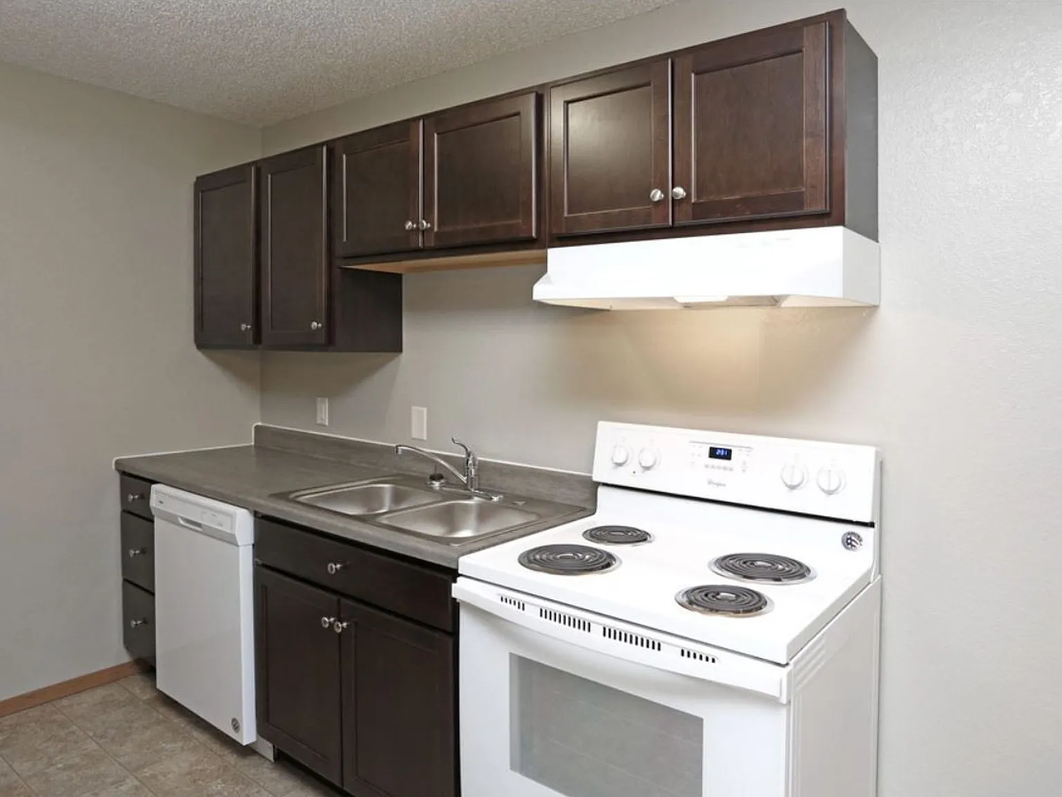Cleveland Heights Apartments — Photo 4