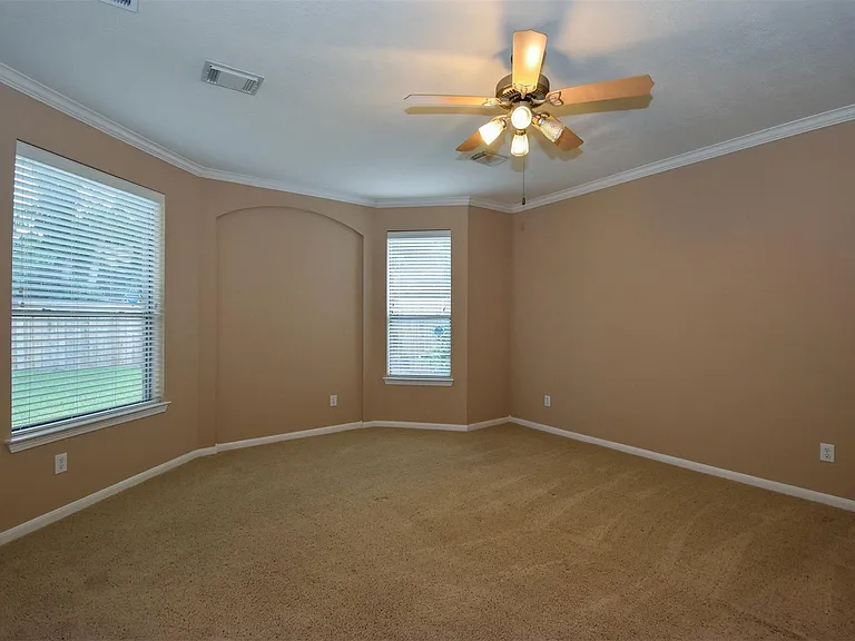 21223 Pennshore Ln — Photo 19