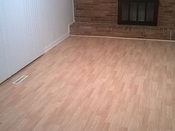 4th image of 4815 Cannington Dr