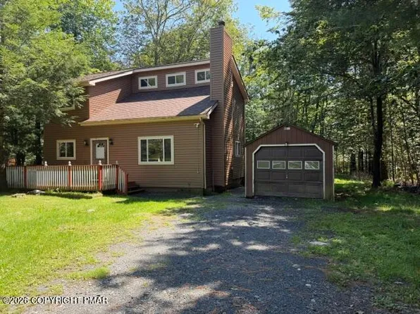 1023 Salamanca Dr, Tobyhanna, PA 18466