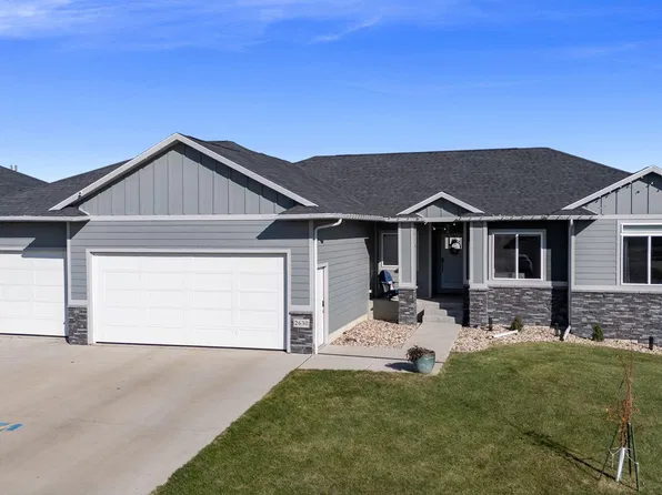 2630 N Lammers Ct, Tea, SD 57064