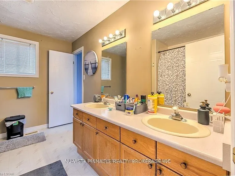 1263 Aldersbrook Rd — Photo 29