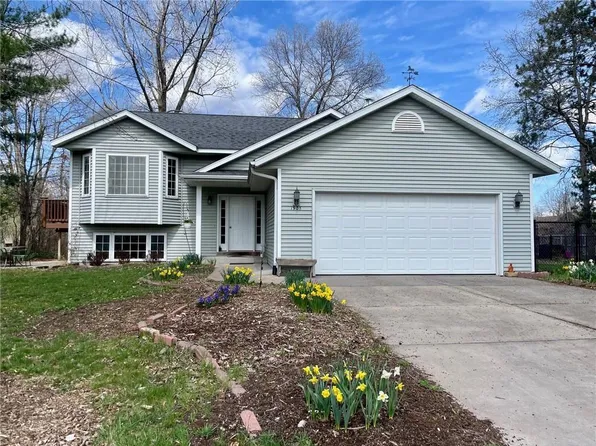 1905 3rd Avenue, Menomonie, WI 54751