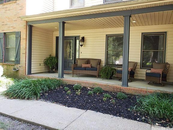 2nd image of 1700 S Wedgewood Dr