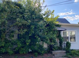 158 Warren Ave, Barnesville, OH 43713