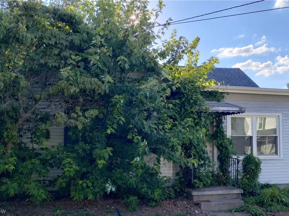158 Warren Ave, Barnesville, OH 43713