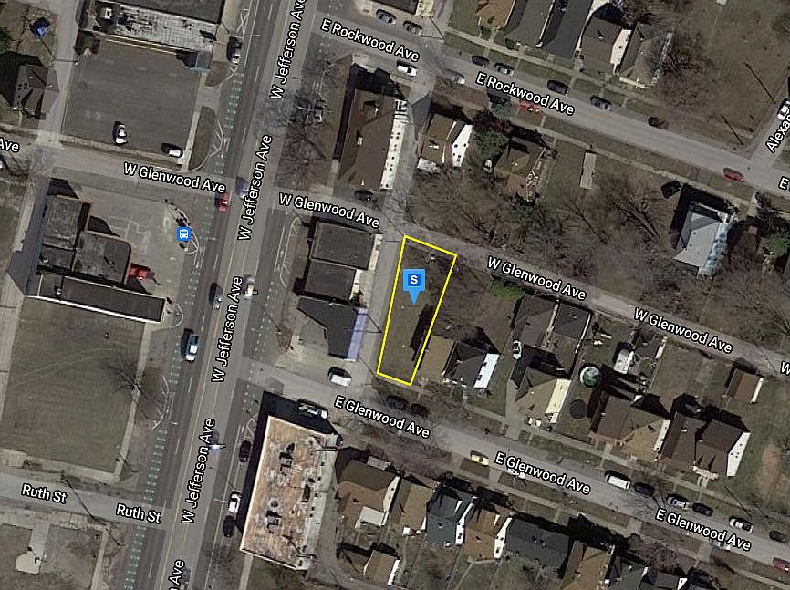 1st image of 11 E Glenwood St