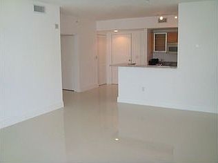 2nd image of 2775 NE 187th St APT 605