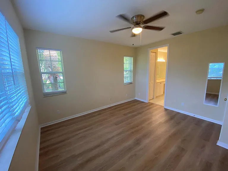 4456 Regal Ct — Photo 8