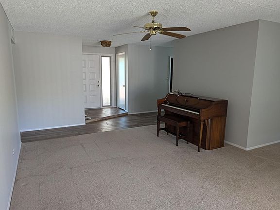 5th image of 2246 E Holmes Ave