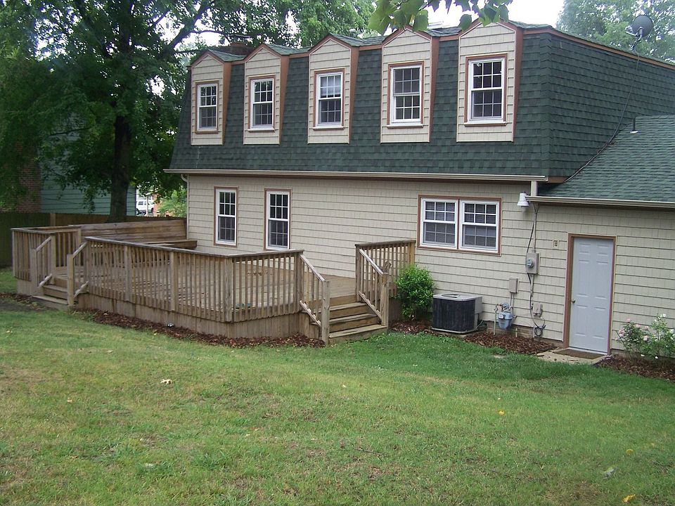 spacious back yard
