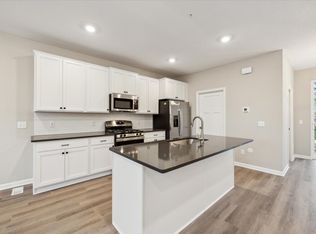 1552 Torres Ln, West Saint Paul, MN 55118