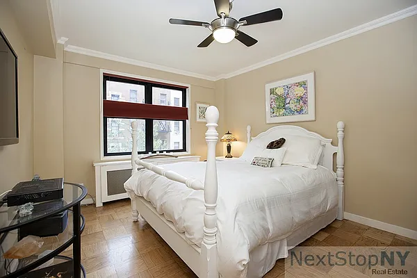 Sold by NextStopNY | media 4