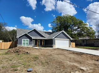 103 S Hooks St, Itasca, TX 76055