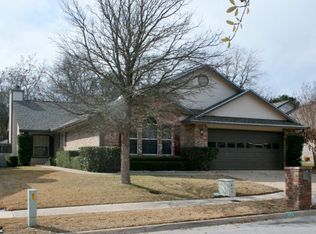 241 N Los Cedros Loop, Kerrville, TX 78028