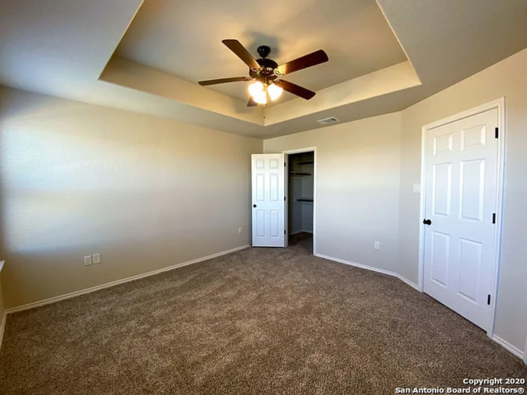 1516 Lucille St — Photo 9