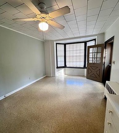 3rd image of 66 Rose Dr APT 14