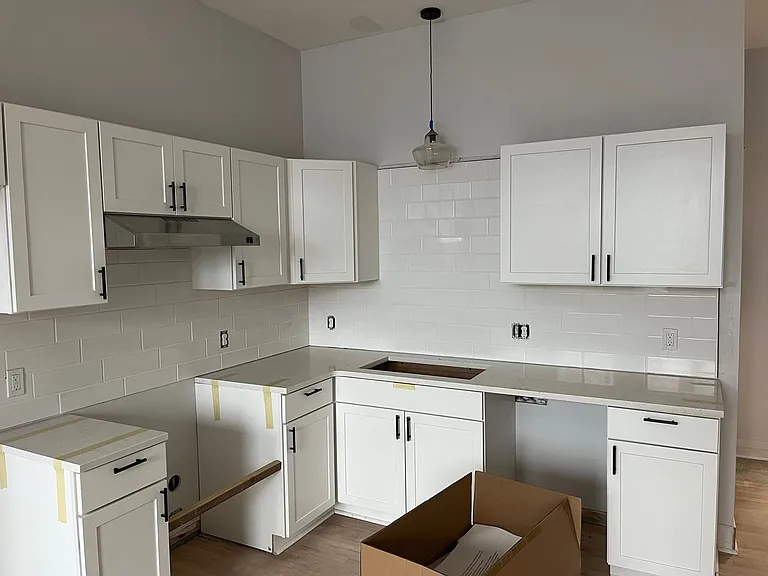 Holmes Street School Apartments — Photo 19