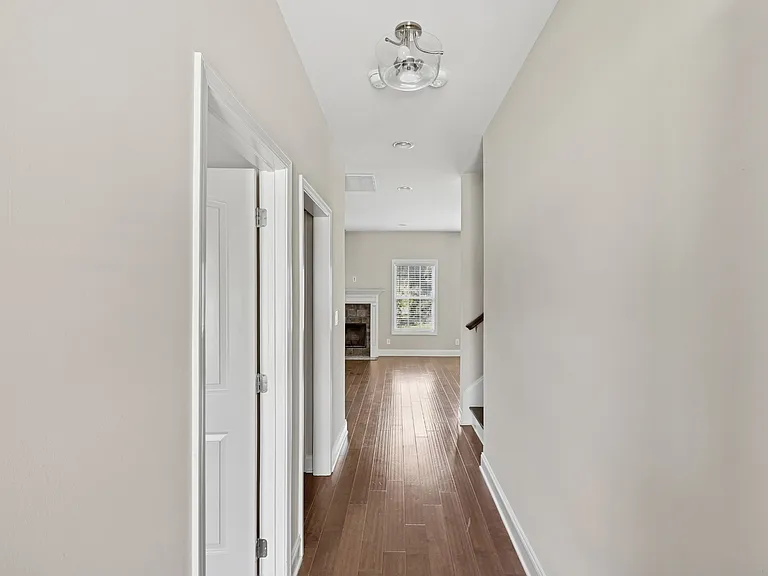 2439 Union Pointe Ln — Photo 34