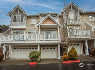 23120 SE Black Nugget Rd UNIT E2, Issaquah, WA