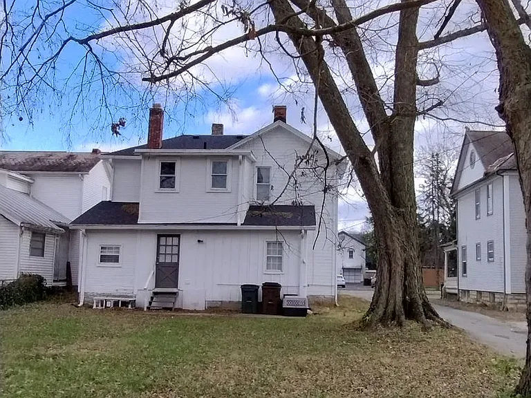 121 S 5th St — Photo 28