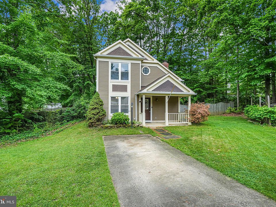 1st image of 15246 Larkspur Ln