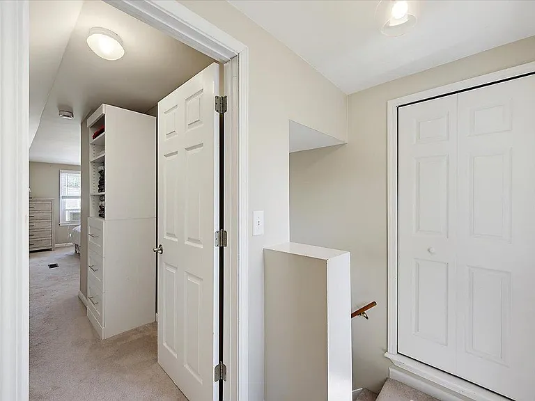 303 Midland Blvd — Photo 27
