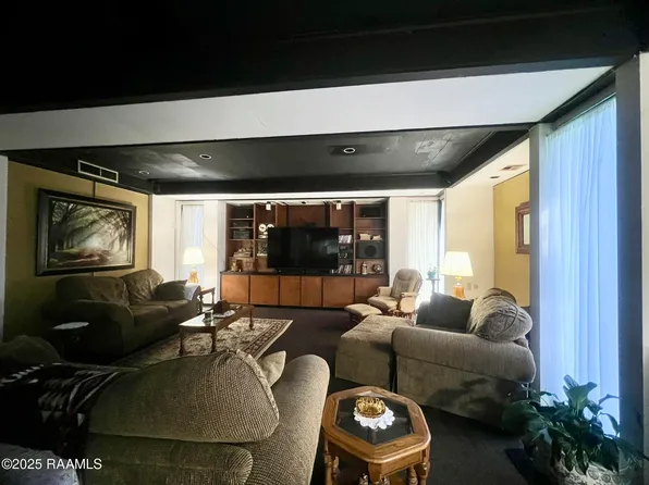 598 Napoleon Ave, Sunset, LA 70584