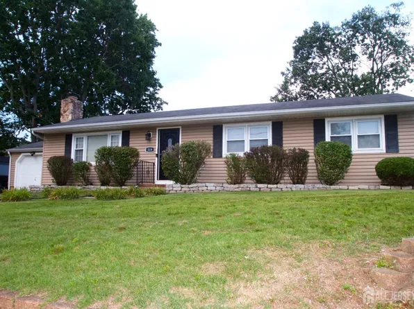 319 Spruce Dr, Brick, NJ 08723